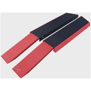 LV8 sivulaajennussarja kolmipyöräiselle ajoneuvolle, moottoripyöränostimiin lisävarsuteeksi.