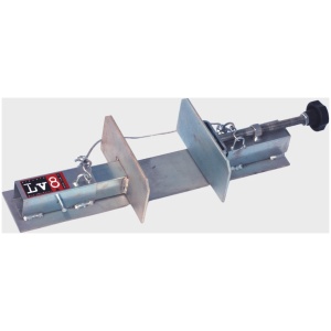 Manuaalinen pyöränkiinnike LV8 moottoripyöränostimiin lisävarusteeksi.